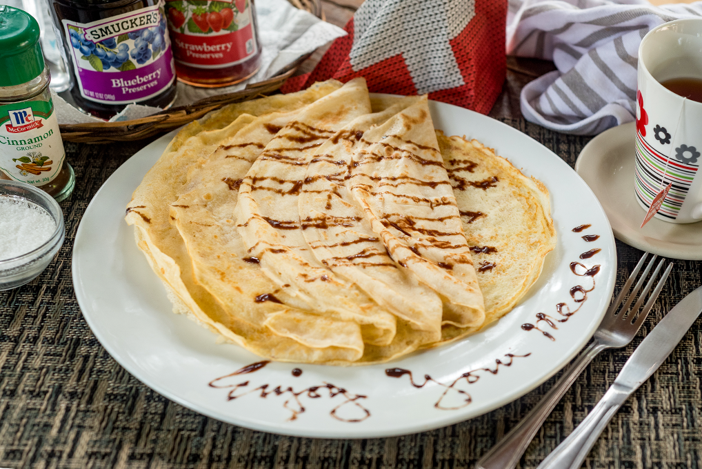 You are currently viewing 5 Crepes w/ Jam, Cinnamon, Sugar, Muesli w/ Fresh Fruit and Milk