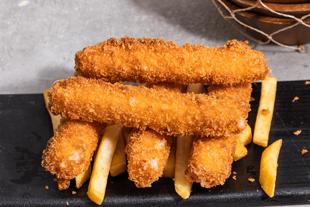 You are currently viewing Fish Tempura (Coated fish Fillet Pieces) w/ Potato*, Garlic Sauce)